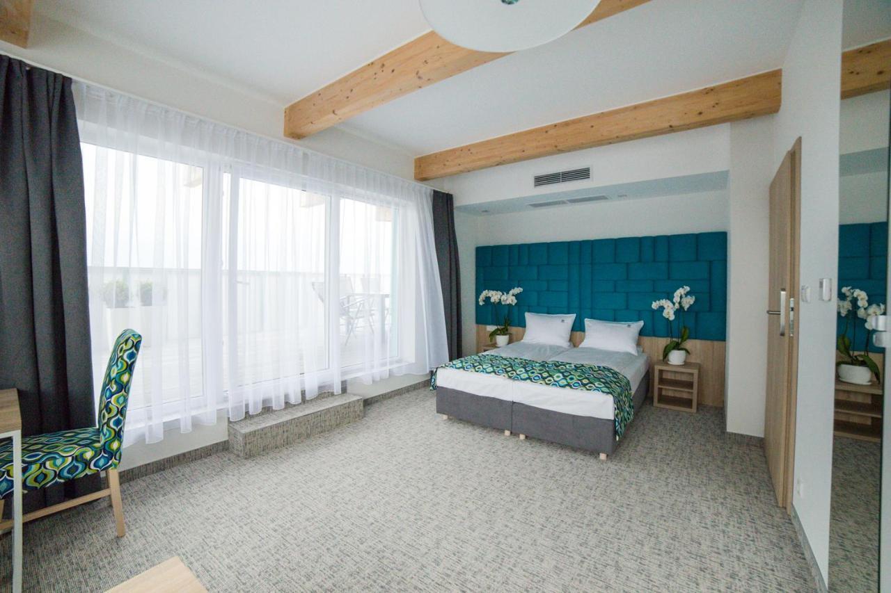 Отель Osrodek Sea Star Premium Сарбиново Экстерьер фото